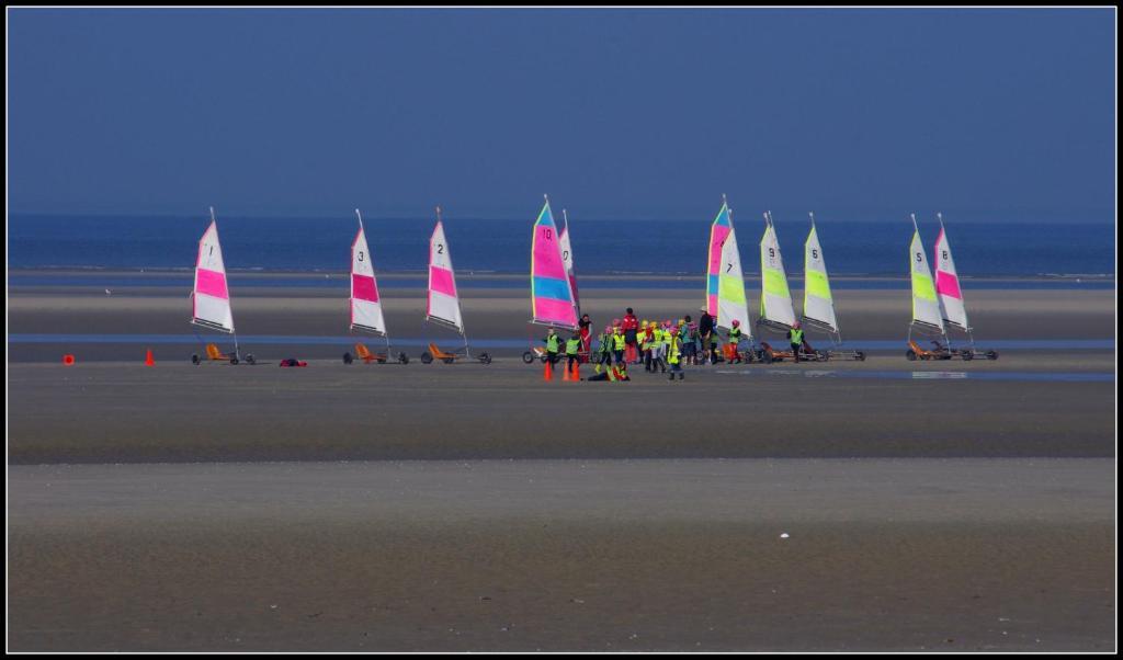 Logis Hotel & Restaurant "Au Gre Du Vent" Berck ภายนอก รูปภาพ